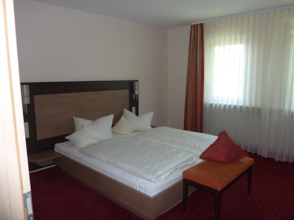 Hotel Gasthof Koenig Karl Freudenstadt Oda fotoğraf