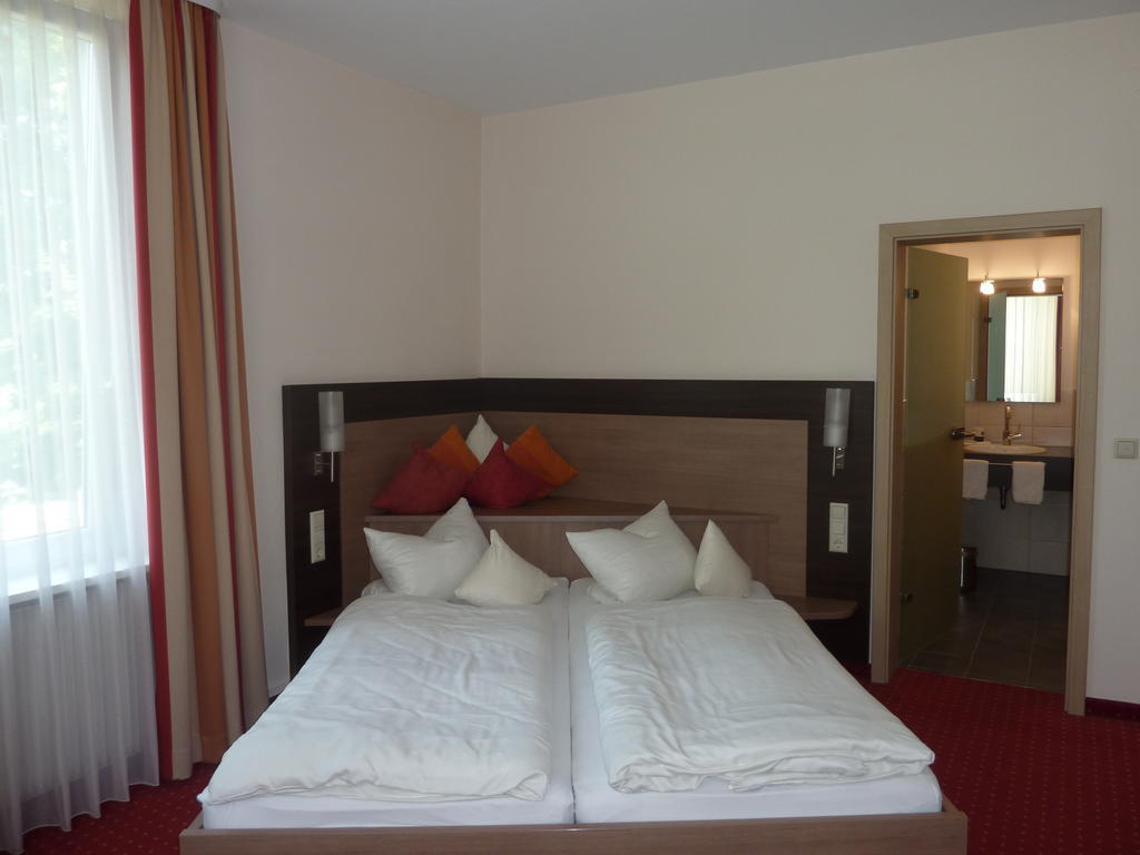 Hotel Gasthof Koenig Karl Freudenstadt Oda fotoğraf